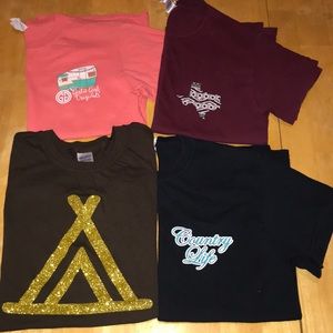 Lot of 4 Short Sleeved T-Shirts Size Small